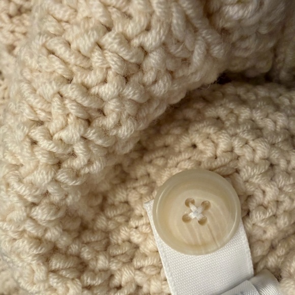 Lands' End Ivory Cable Knit button down Cardigan. Women’s size small. - Picture 7 of 8